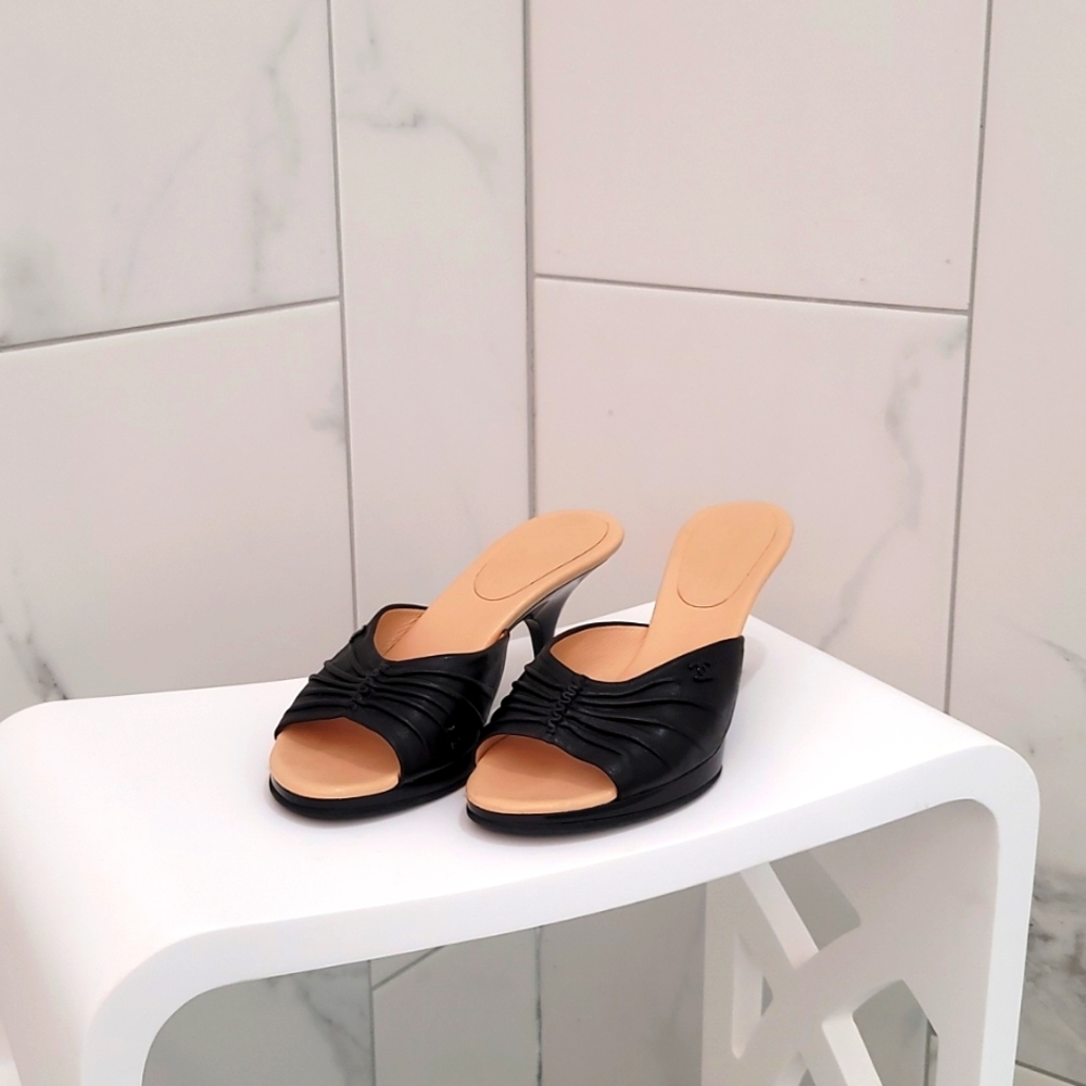 Chanel Leather Slides, Black size 8 NWOT
